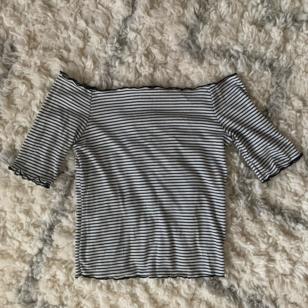Off The Shoulder Crop Top